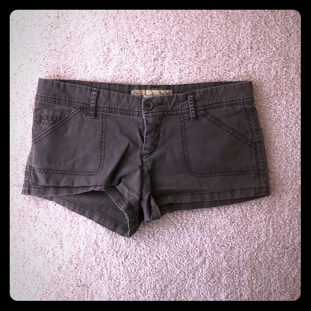 Grey shorts